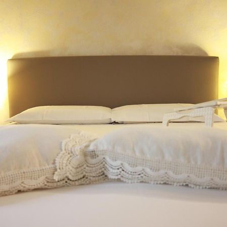 Comecasatua - Il Vicoletto Verona Luaran gambar